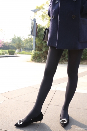 DXG-S019【712P】在大学校园里的黑丝长腿小姐姐女同学套图