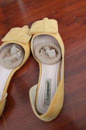 DXG-Z6-3-025【371P】教室里的牛仔裤美足长腿女同--套图