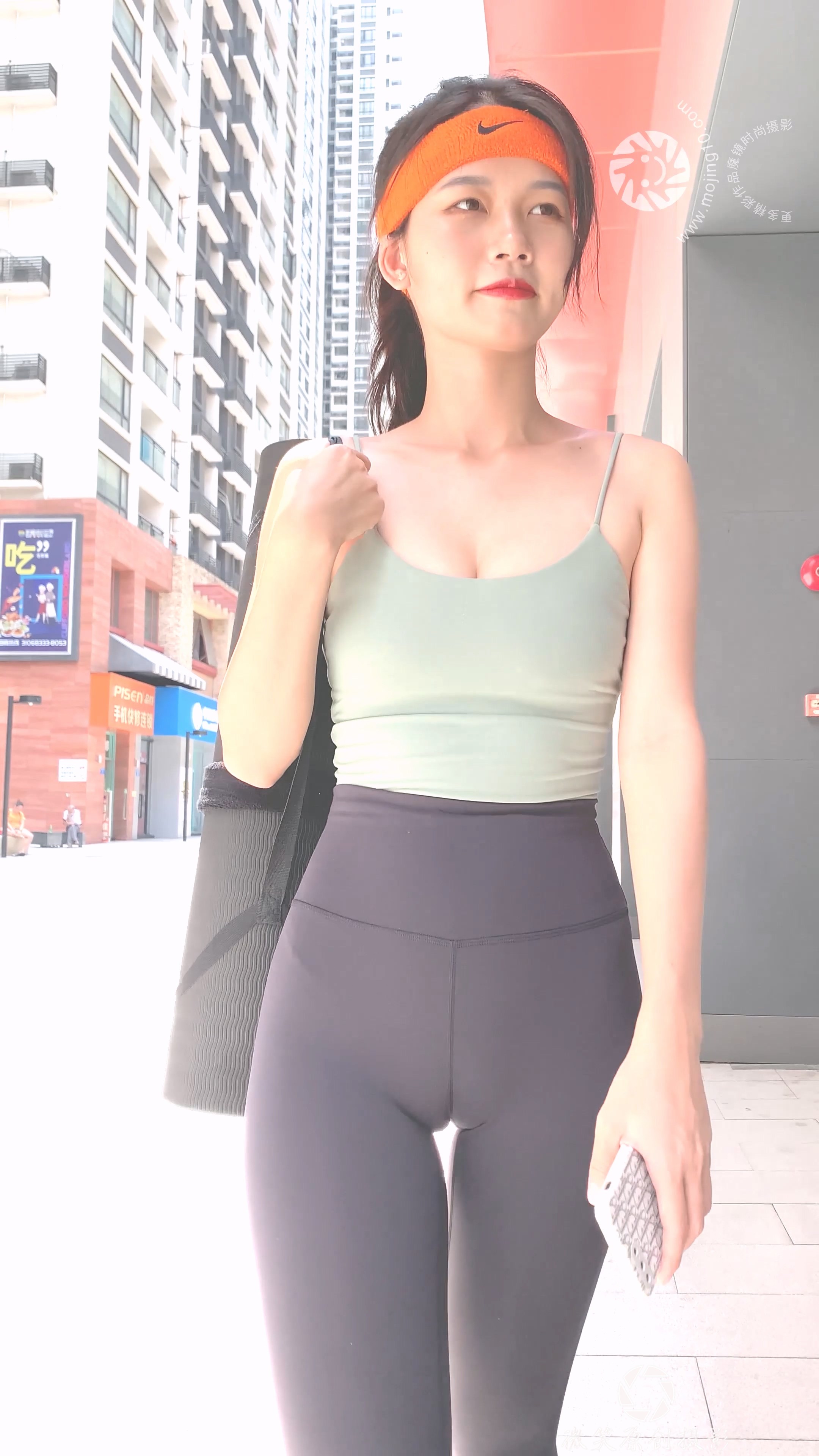 63815.mp4_20220908_121248.424.jpg