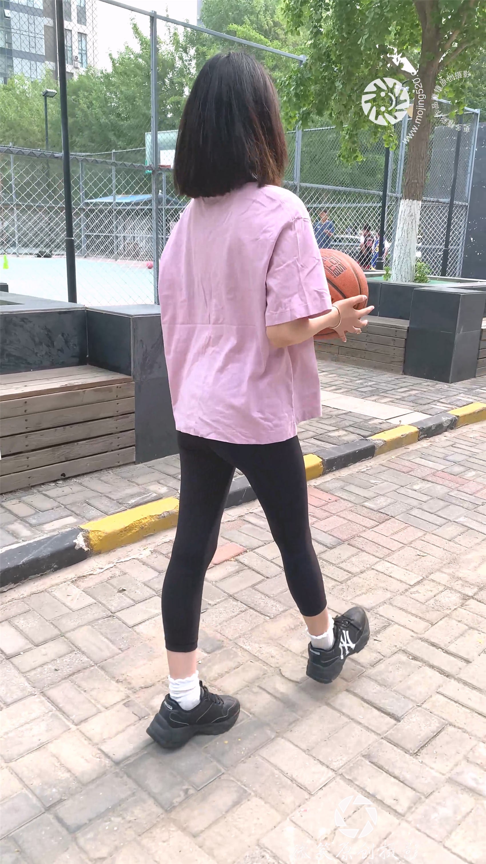 63873.mp4_20220913_221705.827.jpg
