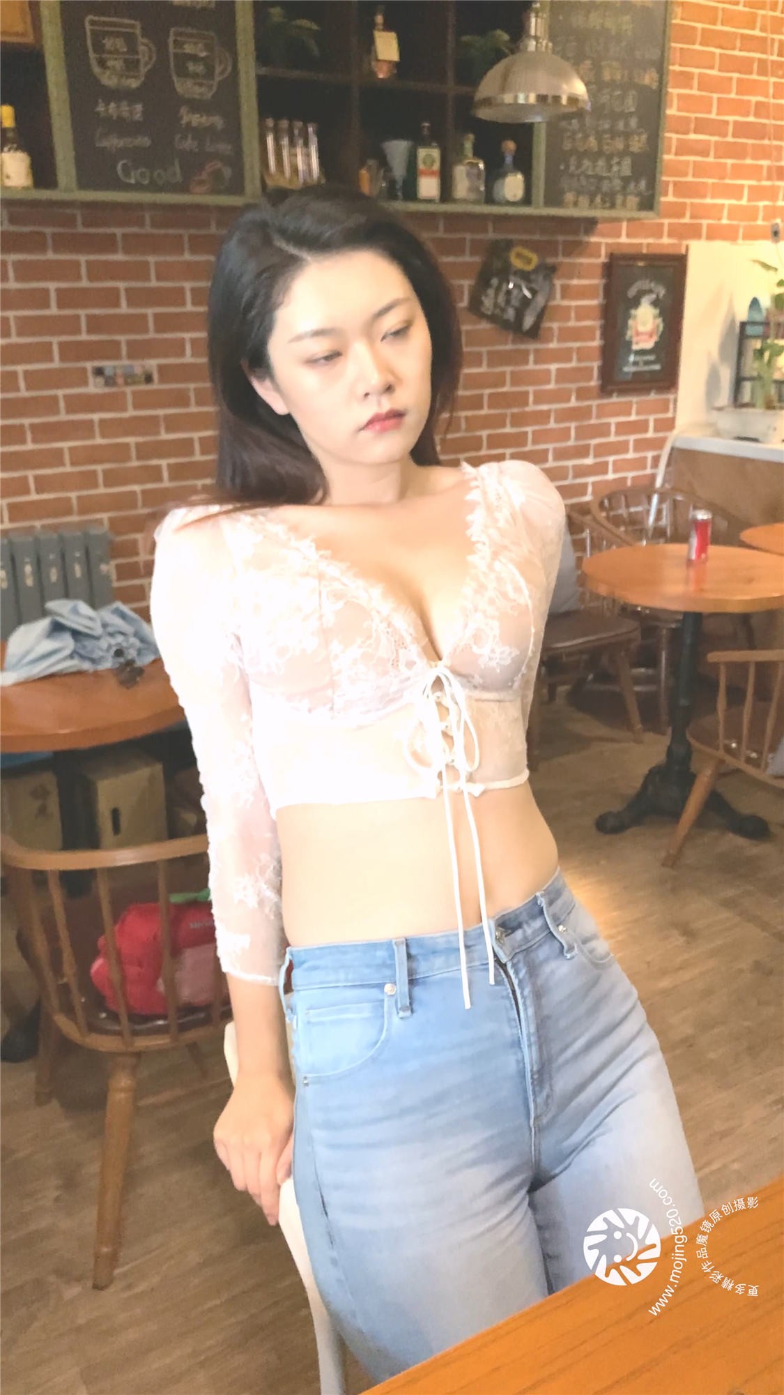 64357.MP4_20230203_003832.556.jpg