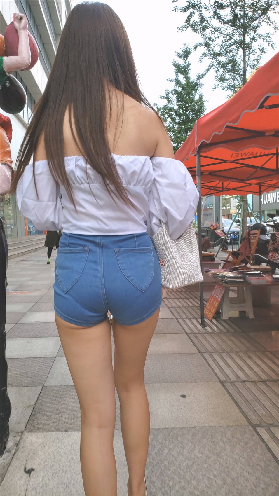 64420.MP4_20230215_233523.201.jpg