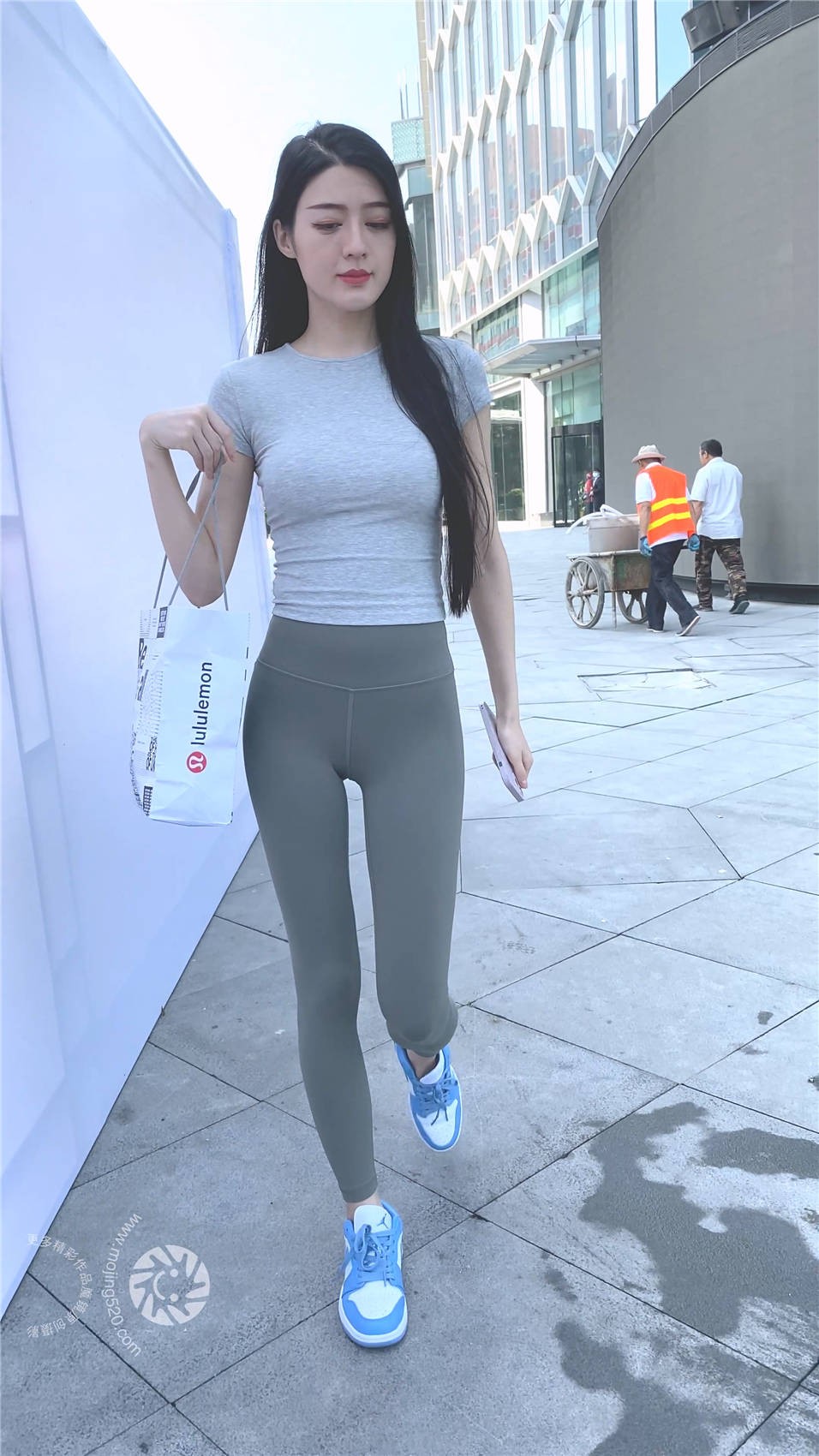 64463.MP4_20230226_211842.246.jpg