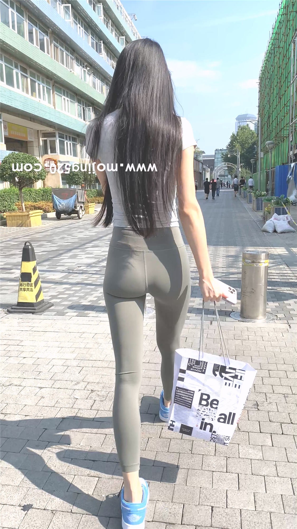 64463.MP4_20230226_211910.931.jpg