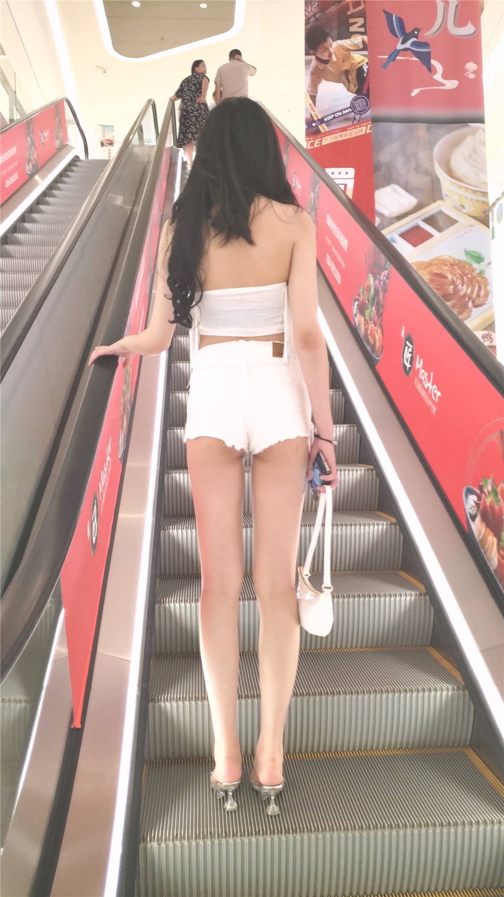 64510.mp4_20230304_192109.728.jpg