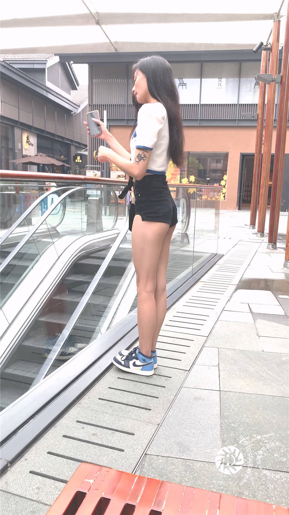 64622.mp4_20230331_162913.358.jpg