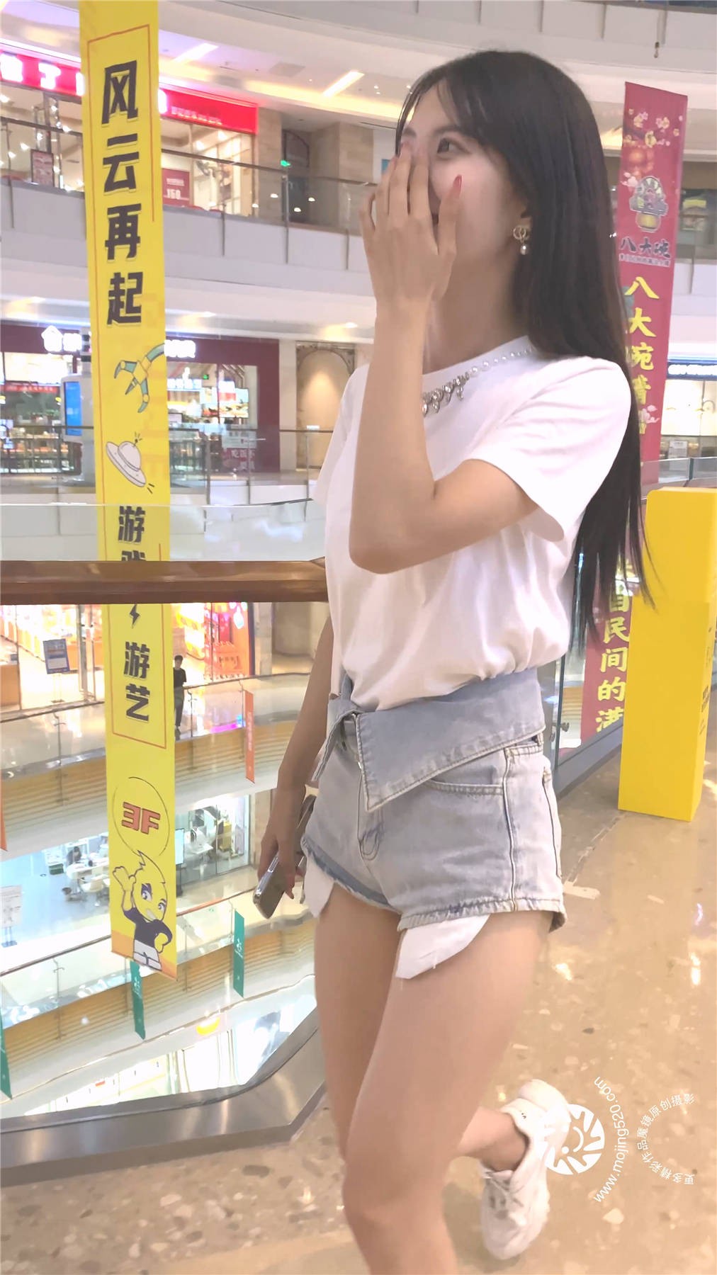 64634.mp4_20230405_135832.534.jpg
