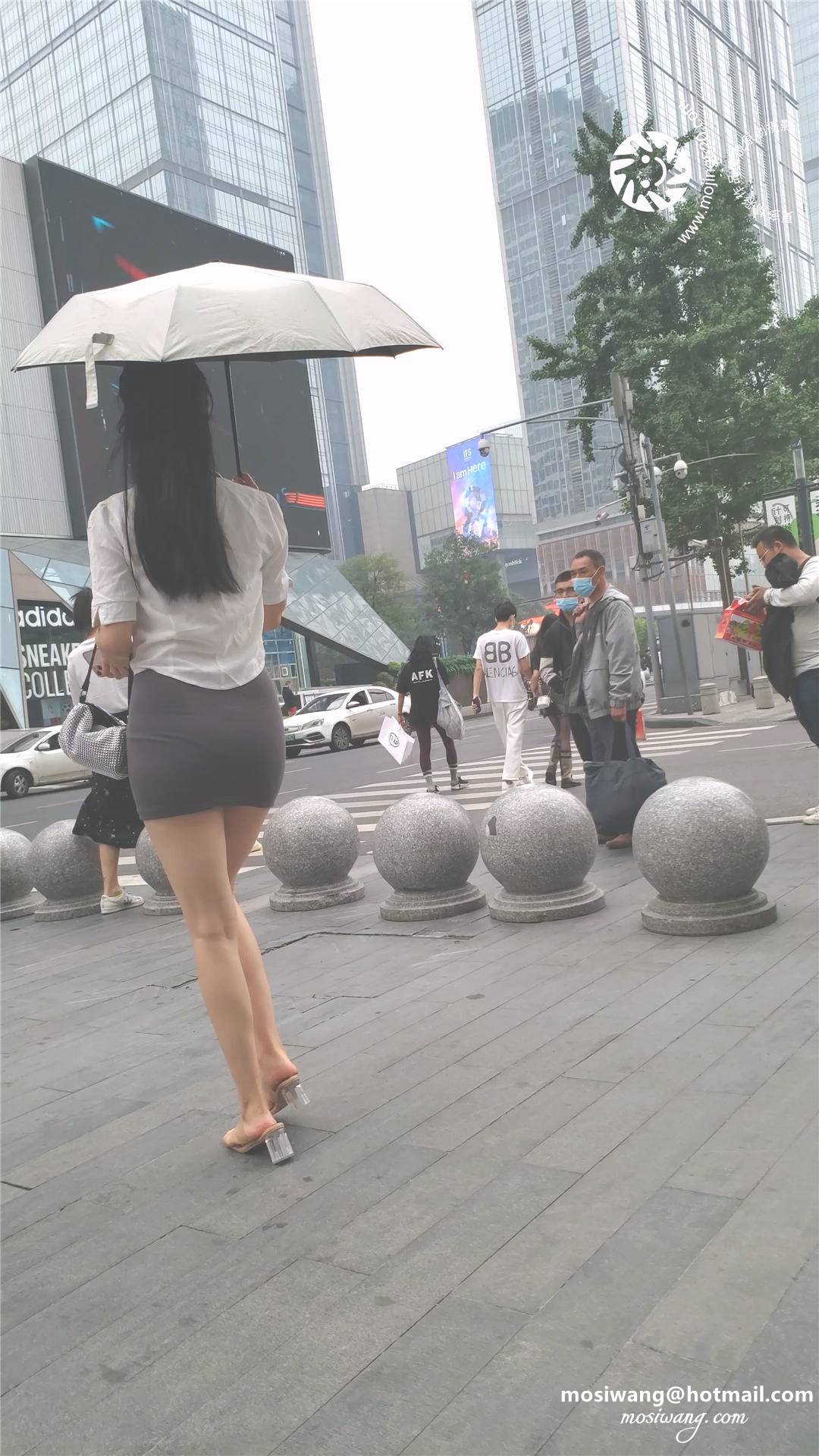 68451.mp4_20240319_193950.205.jpg