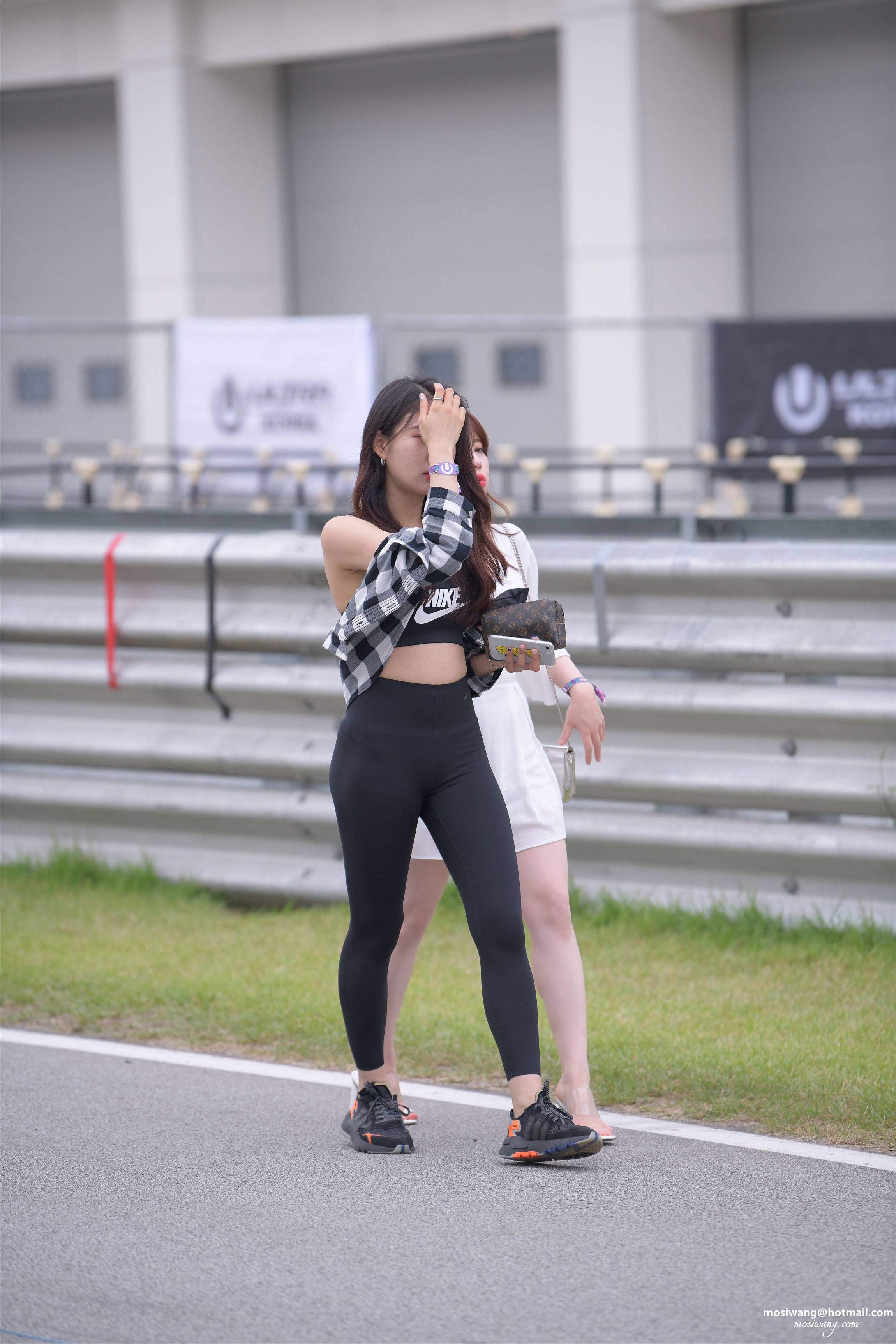 丨001-给此邮箱发邮件：mosiwang@hotmail.com.jpg