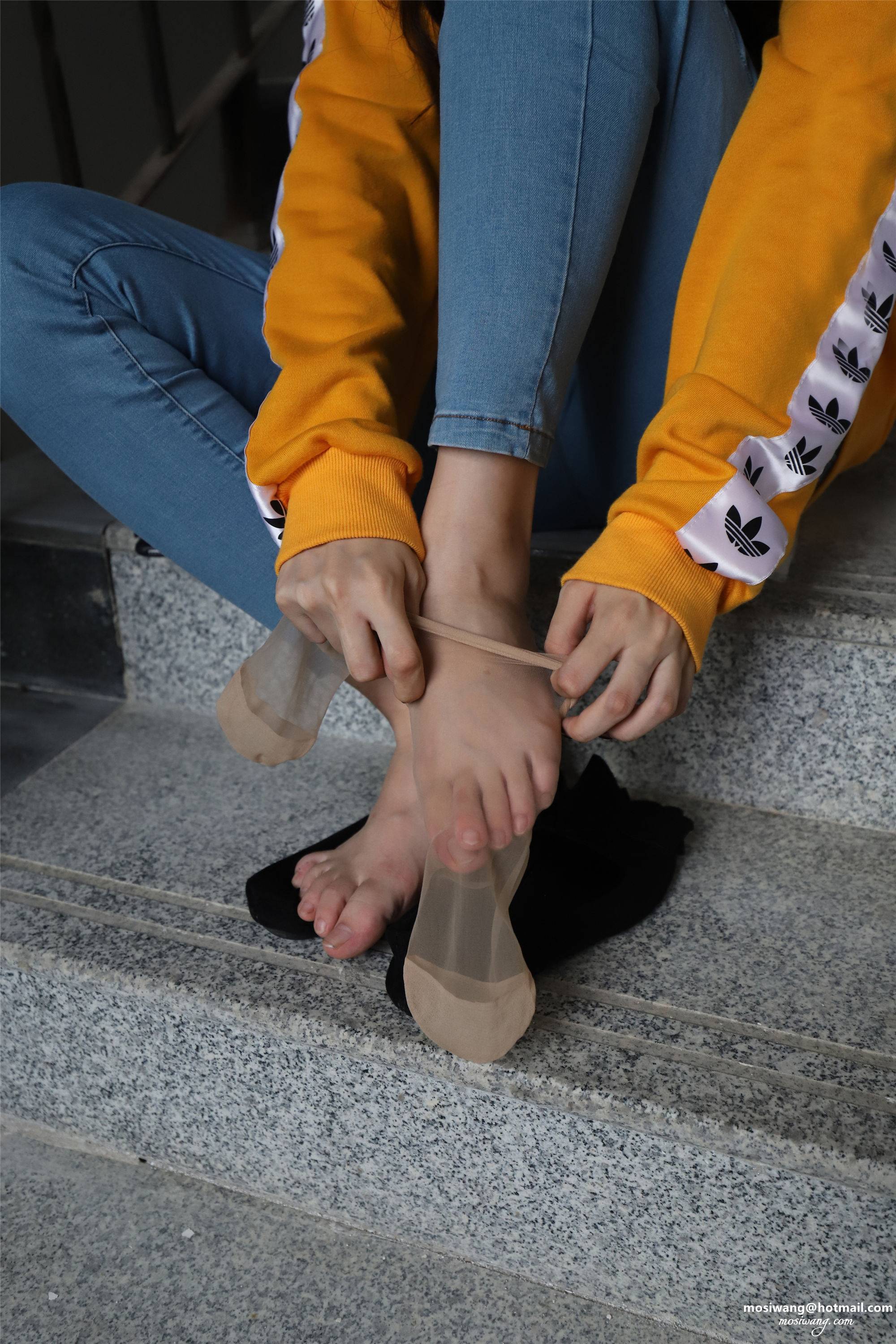 kacajp.cc-03-给此邮箱发邮件：mosiwang@hotmail.com.jpg