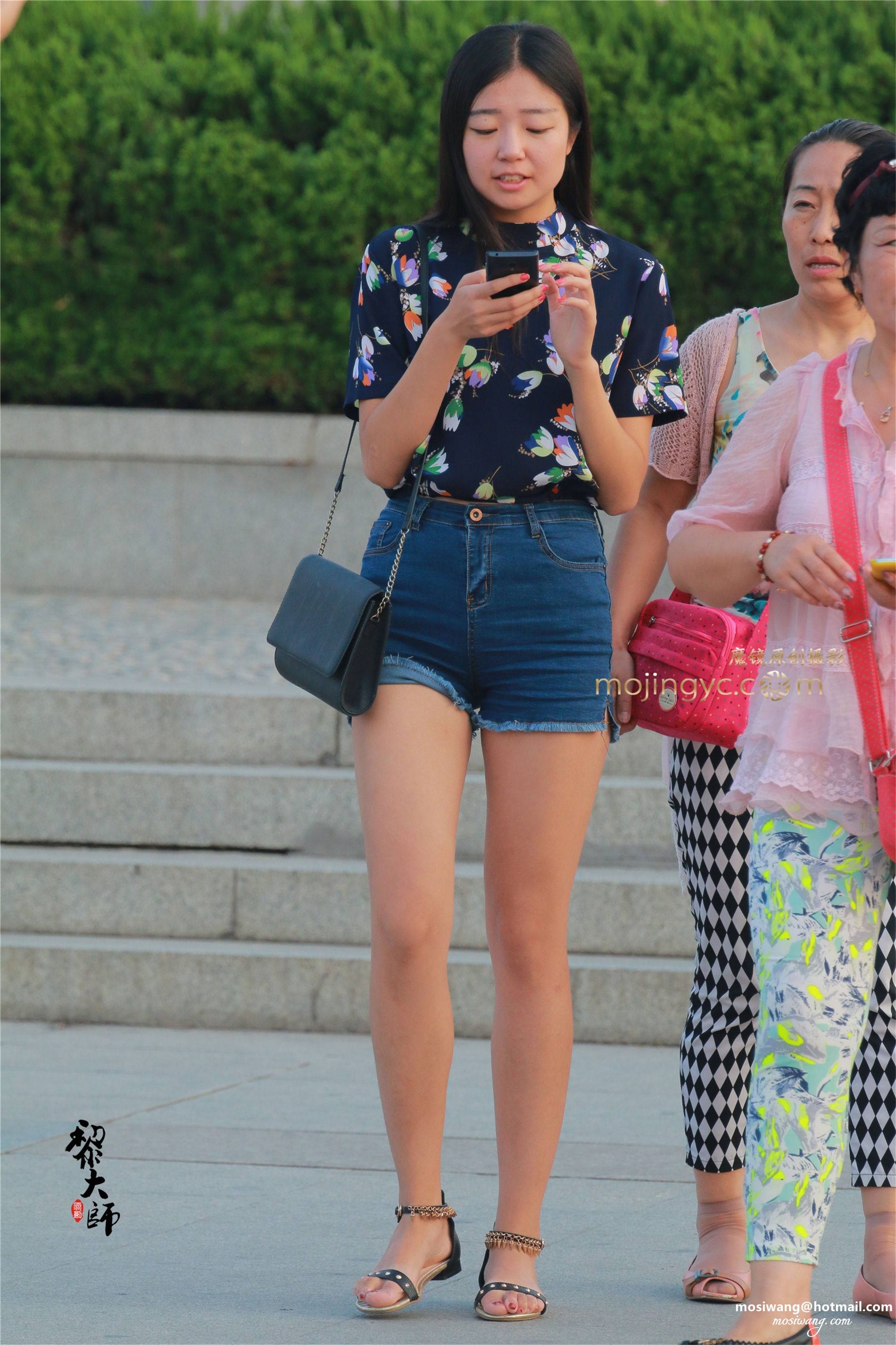 18-牛仔短裤大长腿 [20P]-114642ega8qjzjh04fqvcc.jpg