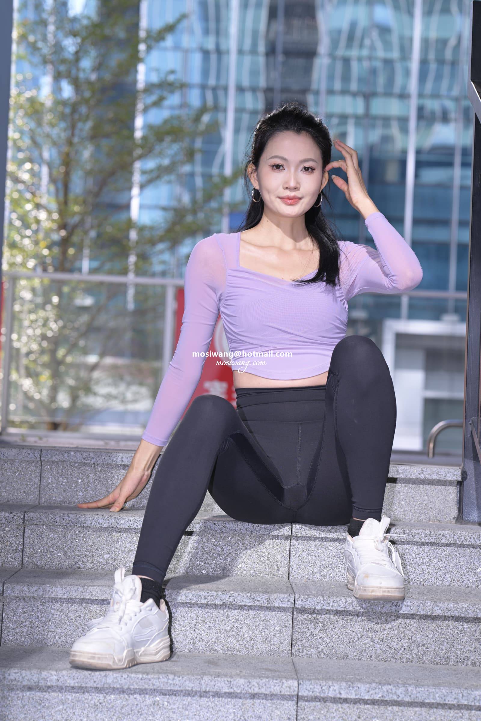 mosi520.com-1 (930)-给此邮箱发邮件：mosiwang@hotmail.com.jpg