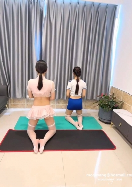 71979-71983双人瑜伽，女仆装白丝足大长腿美女同学视频