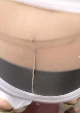 73573-73577搭讪身材丰满的透明紧身裤长腿美女对白视频