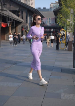 448紫色长Q【80P】时尚墨镜紧身裙大长腿美女套图
