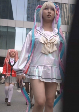 76072cosplay短裙小姐姐视频
