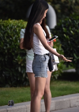 (135) 2015-06-16可爱牛仔短裙妇女 [9P]