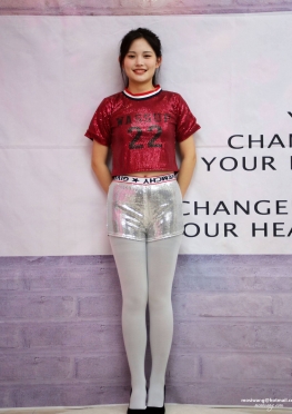 305期 幺~【140P+1V】厚灰丝长腿可爱美女同学套图和视频