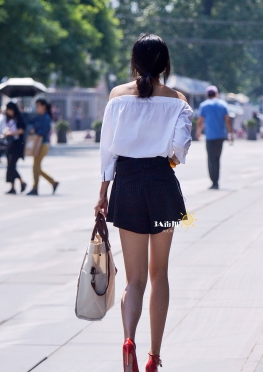 大长腿红色高跟鞋性感小姐姐