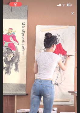 75299-75300爱画画的紧身牛仔裤美女视频