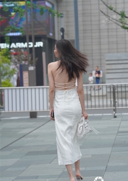 34065【92P+1V】一身白色长裙皮肤白皙女孩套图视频