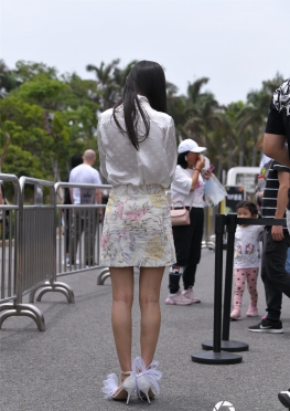 54548【77P】街拍第一站精品街拍免费视频短裙女孩